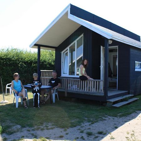Vesterlyng Camping And Cottages Follenslev Room photo