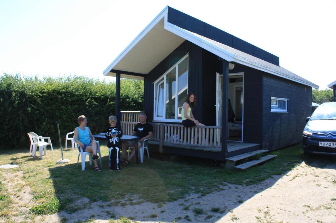 Vesterlyng Camping And Cottages Follenslev Room photo